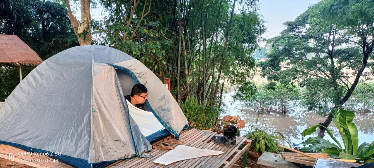 เฮือนน้ำน่าน House By The River Nan 우따라딧 외부 사진